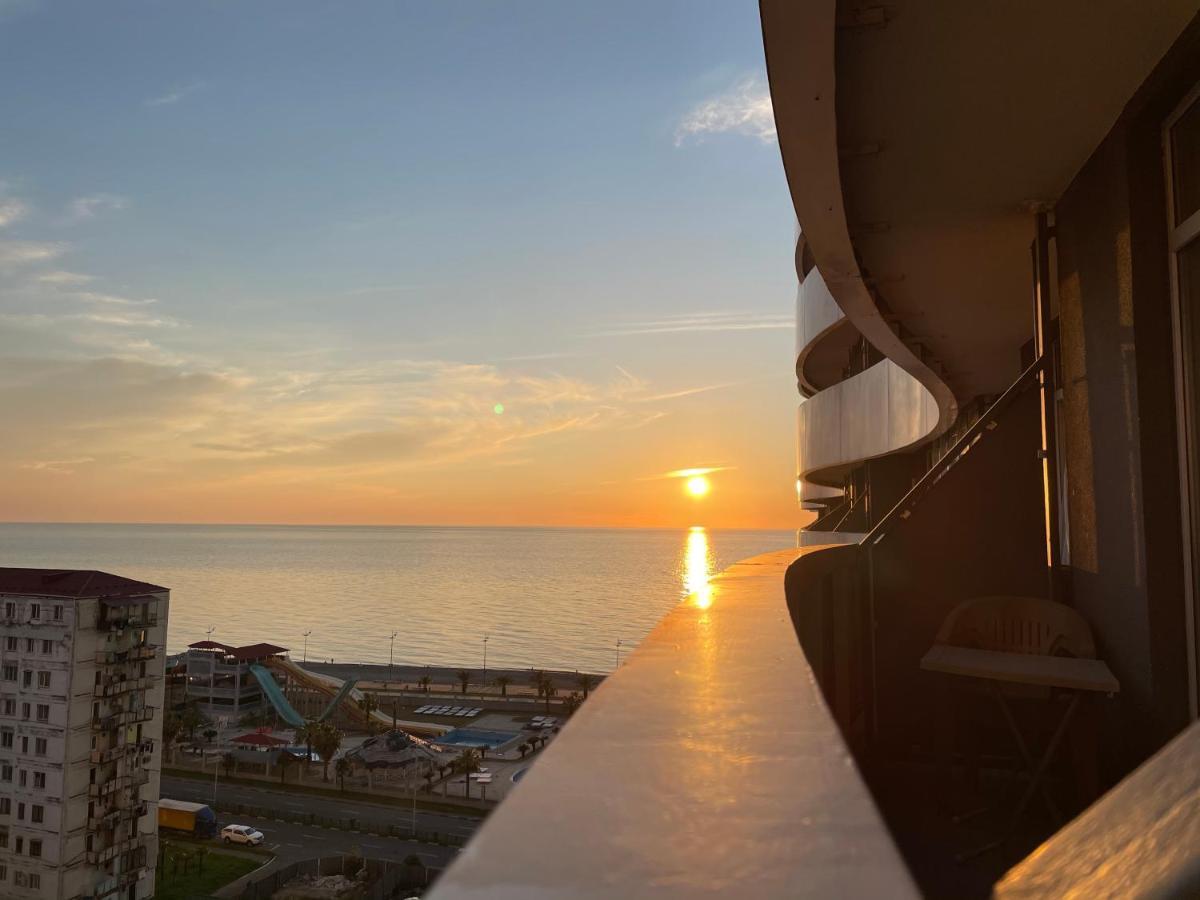 Orbi Residence Sea View Batumi Exterior foto